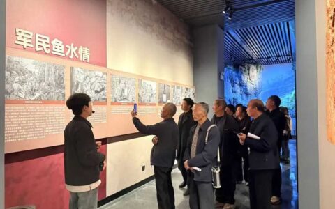 “情暖重阳话发展” 清镇市麦格乡组织退休干部走基层、看变迁