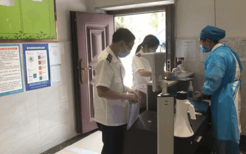 加大督查力度   筑牢疫情防控屏障