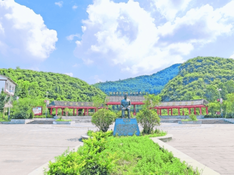 并肩奋斗 携手筑梦---清镇市积极推动民族团结进步事业迈上新台阶
