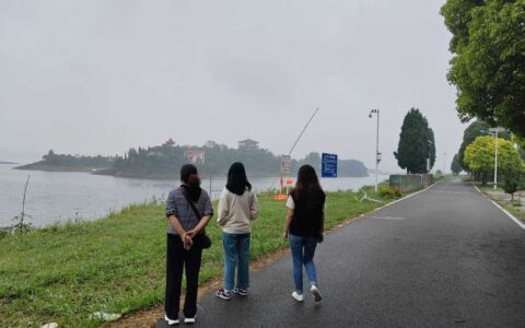 清镇市红枫湖镇开展防溺水安全巡查工作