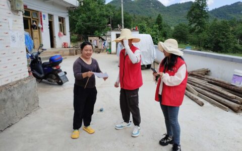 清镇市小坡村：垃圾分类有方法　助力村庄颜值大提升