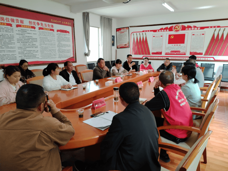 2024.5.31.1.jpg 清镇市暗流镇:支部结对联动 促“后进”蓄“厚劲”