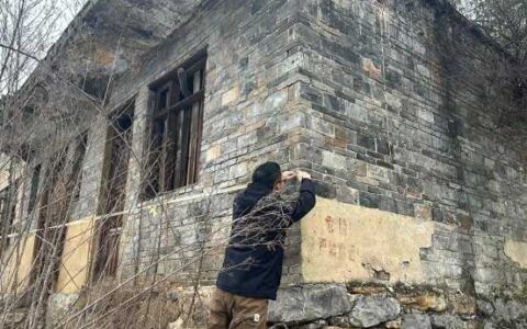 清镇市麦格乡： 排查治理老旧危房 保障群众住房安全