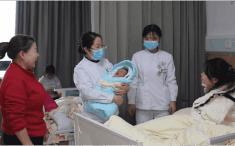 【节日我在岗】 特殊的坚守 托起百姓平安“幸福年”