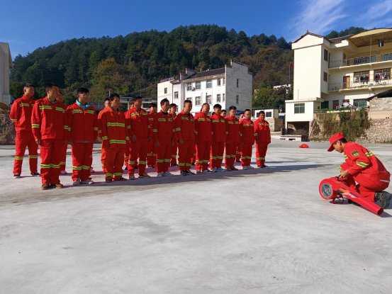“干货满满”！清镇市麦格乡开展森林防灭火半专业队业务技能培训