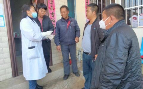 清镇市红枫湖镇村医响应“百千万”工程全力以赴提升基层疫情防控救治能力