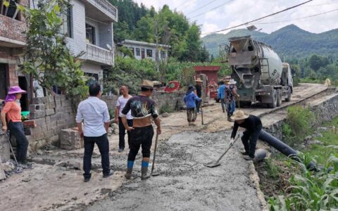 清镇市流长苗族乡：打好“精准”组合拳，推动道交治理能效再上新台阶