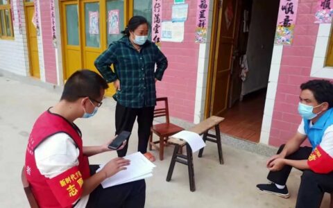 清镇市流长苗族乡：人大代表战“疫”前沿显担当