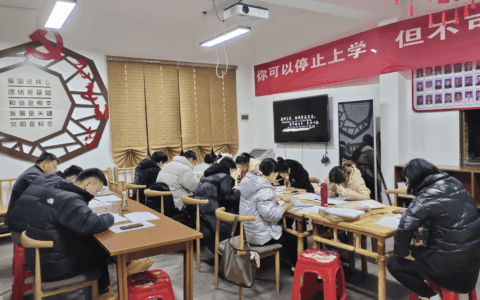 “六点半课堂”开课啦！清镇市新店镇创新举措助力青年干部互学互促