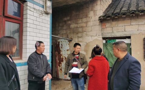 清镇市红枫湖镇开展“整脏治乱”专项行动，全力推进乡村振兴集成示范试点建设