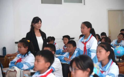 【教师节·师者风范】清镇市第三中学教育集团周立兰： 满腔热情育桃李