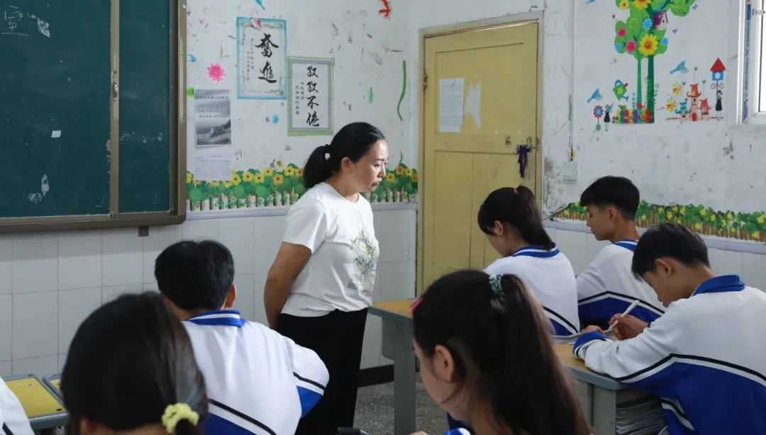 【教师节·师者风范】清镇市犁倭中学罗国琴：26载做好学生心中的“小罗老师”