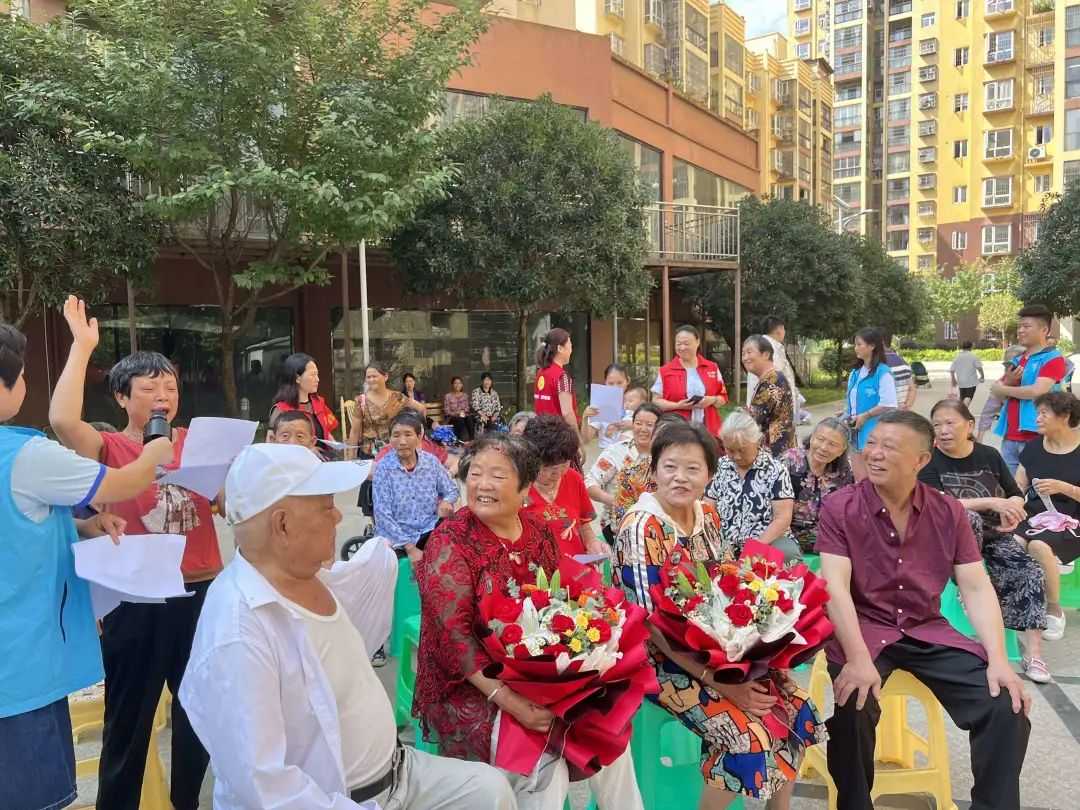 清镇市：用心服务着力抓好文明创建工作