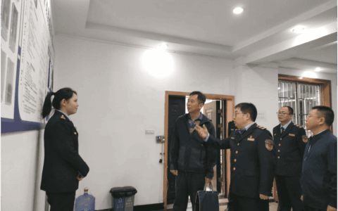 省市场监管局到修文县考核市场监管所标准化规范化建设