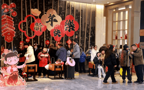 “泡汤”乐无边！修文六屯桃源河新体验