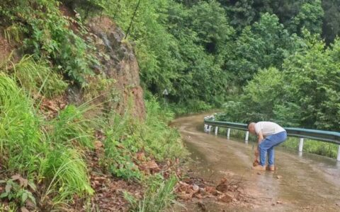 修文县扎佐街道开展汛期道路交通安全隐患排查