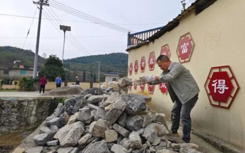 【我为群众办实事】修文县久长街道金桥村：党员先锋作表率 为民修路践初心