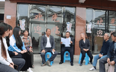 小箐镇“三知见行”扣紧移风易俗管理链